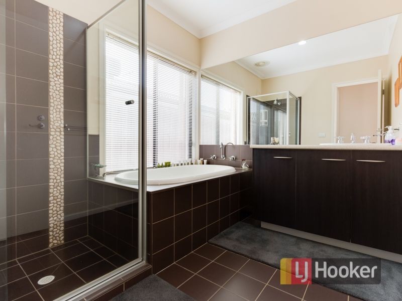 37 Ernest Crescent, Narre Warren South VIC 3805