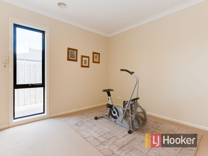 37 Ernest Crescent, Narre Warren South VIC 3805