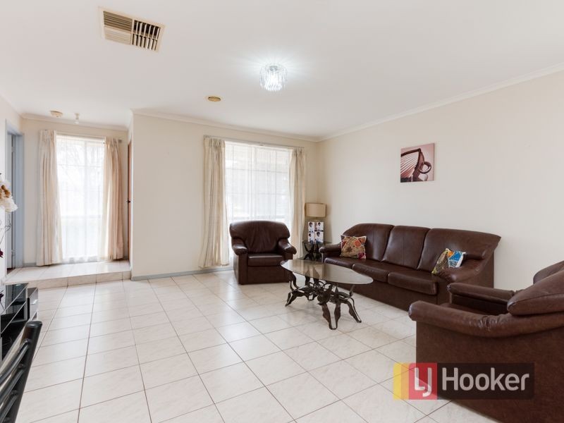 2 Nimbus Court, Hampton Park VIC 3976