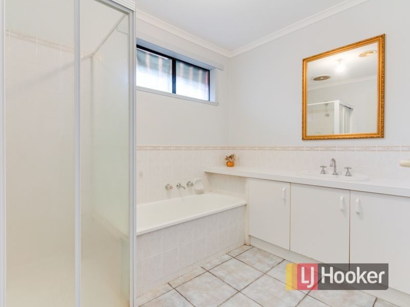 2 Nimbus Court, Hampton Park VIC 3976