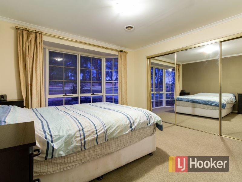 53 Pound Road, Hampton Park VIC 3976