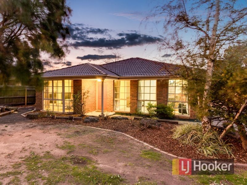 53 Pound Road, Hampton Park VIC 3976