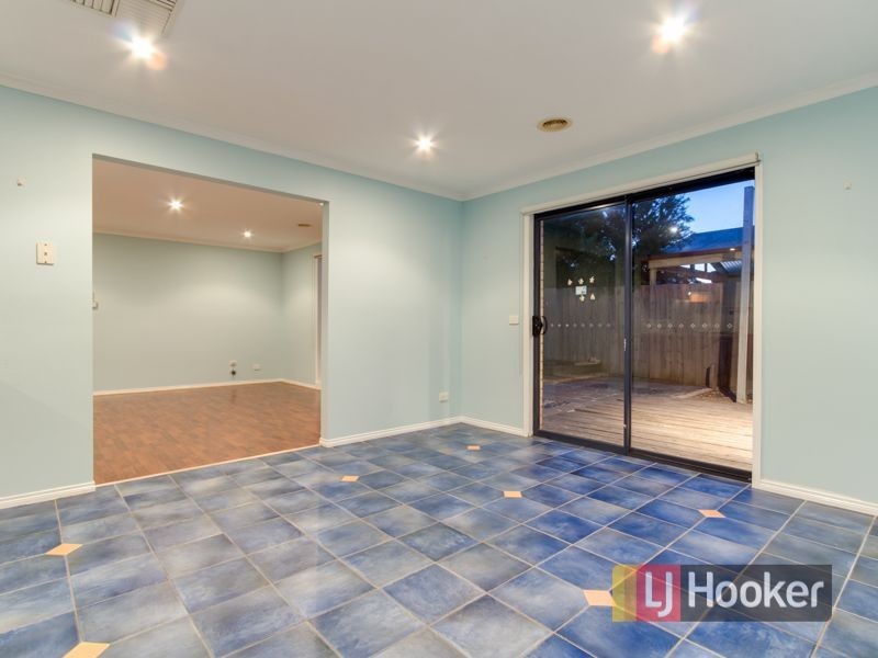 89 Laura Drive, Hampton Park VIC 3976