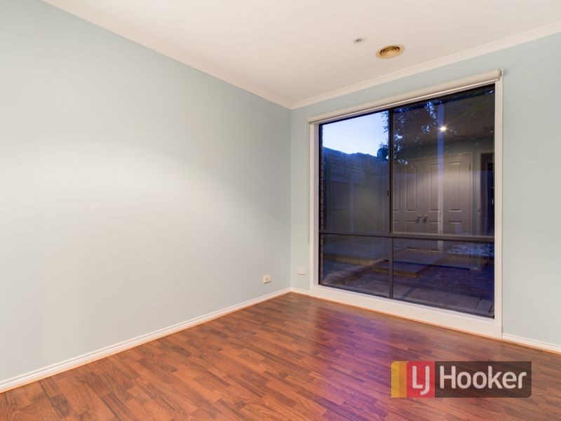 89 Laura Drive, Hampton Park VIC 3976