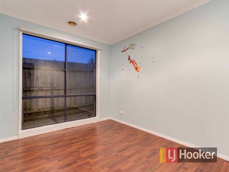 89 Laura Drive, Hampton Park VIC 3976