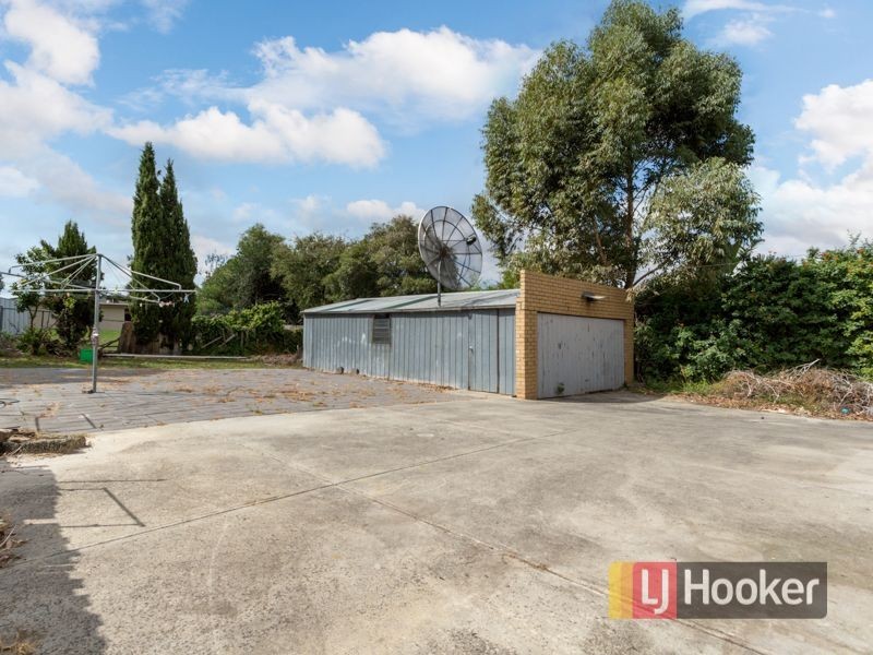 13 McLaughlan Avenue, Eumemmerring VIC 3177