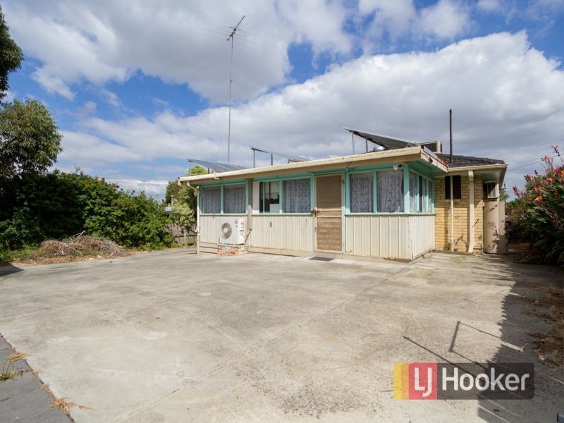13 McLaughlan Avenue, Eumemmerring VIC 3177