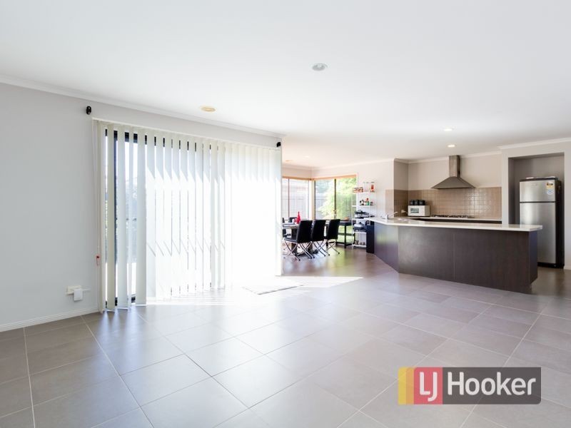 10 Ernest Crescent, Narre Warren South VIC 3805