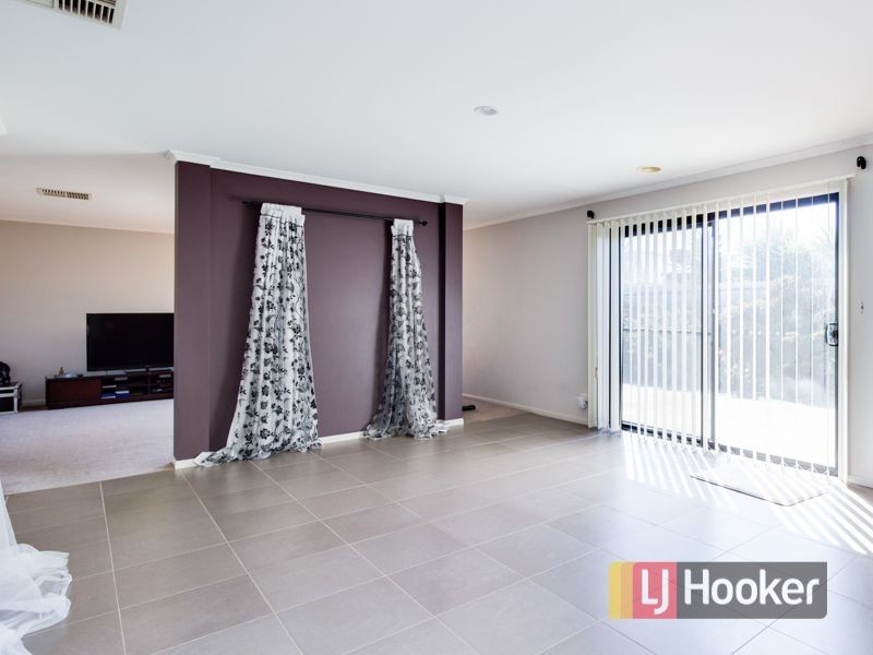 10 Ernest Crescent, Narre Warren South VIC 3805