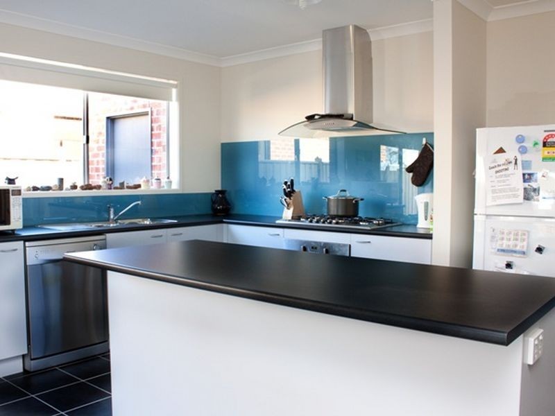37 Gregson Grove, Lyndhurst VIC 3975