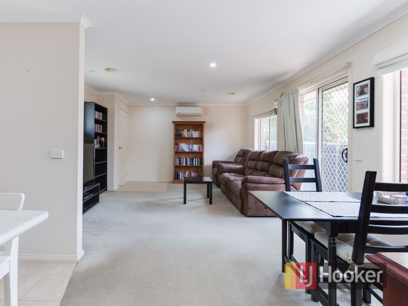 2/7 Barnett Grove, Noble Park VIC 3174