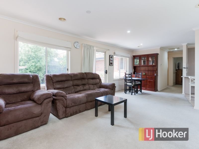 2/7 Barnett Grove, Noble Park VIC 3174