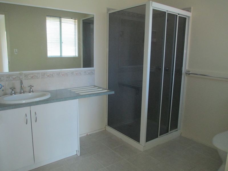 43 Bemersyde Drive, Berwick VIC 3806