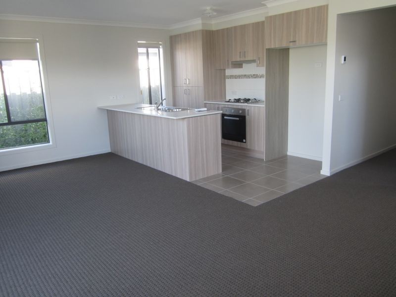 45 Renlik Circuit, Cranbourne North VIC 3977