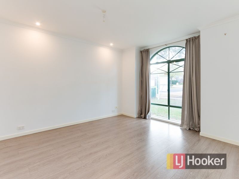 10 Keystone Court, Lynbrook VIC 3975