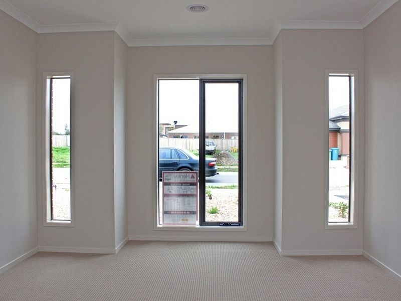 41 Nature Circuit, Cranbourne North VIC 3977