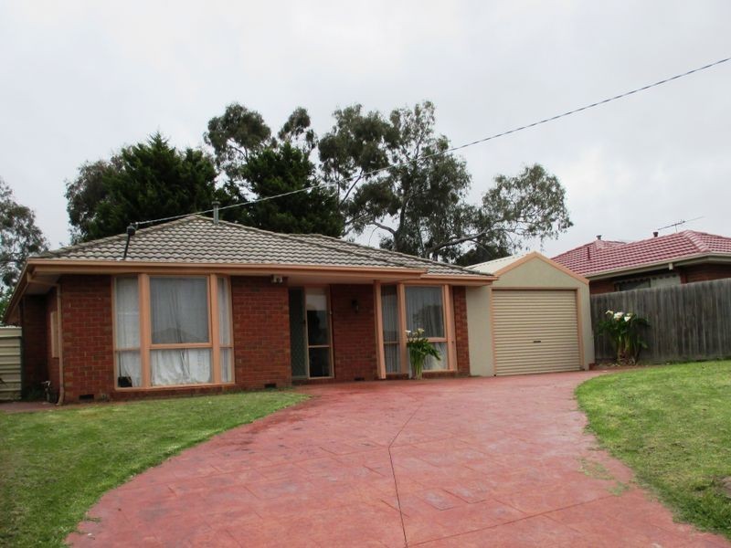20 Edeys Run, Hampton Park VIC 3976