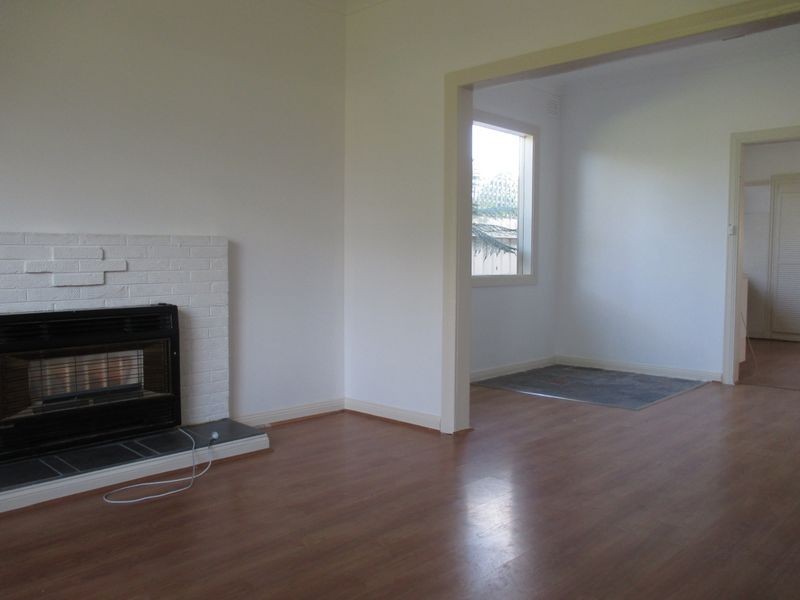 25 Ainsleigh Court, Cranbourne VIC 3977