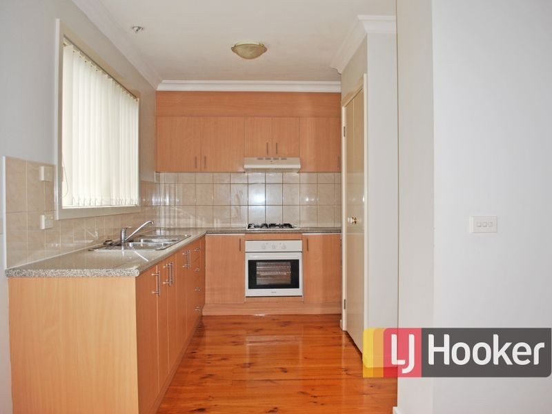 5/14 Karoonda Way, Hampton Park VIC 3976