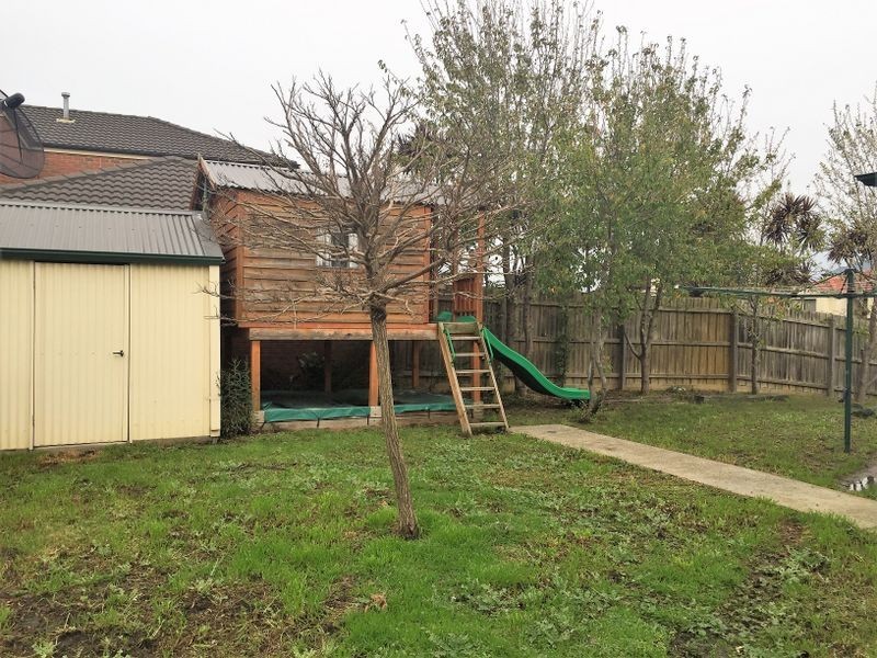 49 Cato Parkway, Lynbrook VIC 3975