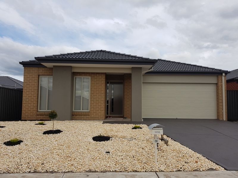 28 Burchill Avenue, Cranbourne East VIC 3977