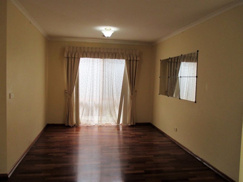 11 Brady Close, Lynbrook VIC 3975