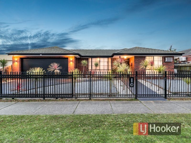 12 The Parkway, Hampton Park VIC 3976