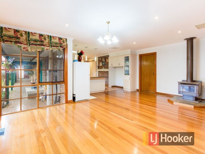 15-16 St James Court, Narre Warren VIC 3805