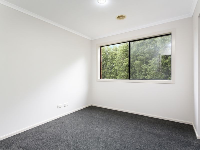 10 Gabrielle Court, Hampton Park VIC 3976