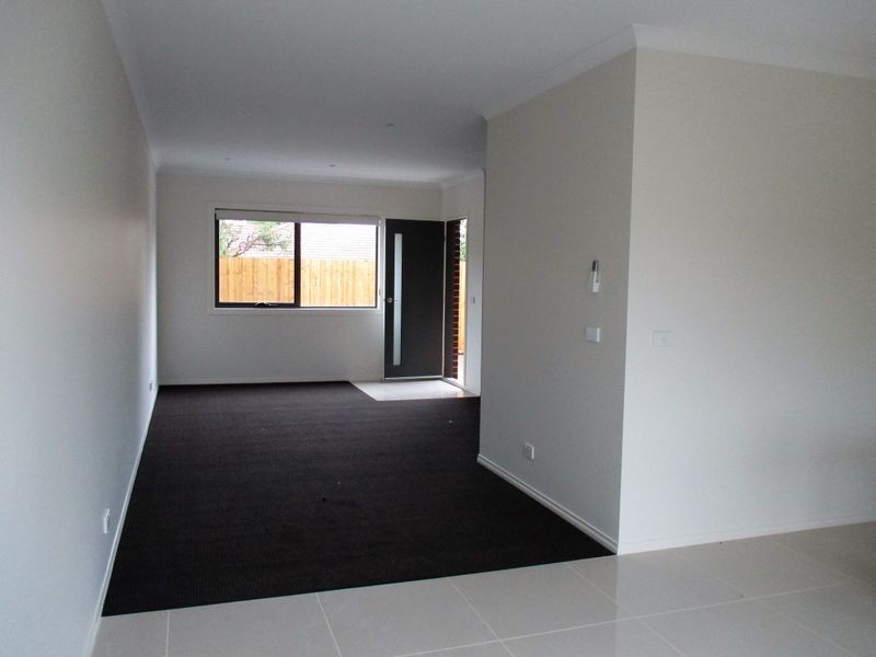 6/33 New Street, Dandenong VIC 3175