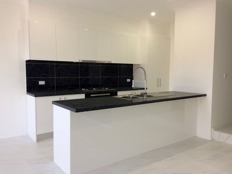 58 Bona Vista Rise, Clyde VIC 3978