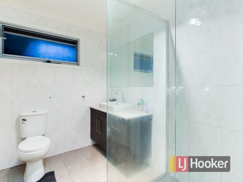 56 Collins Crescent, Berwick VIC 3806