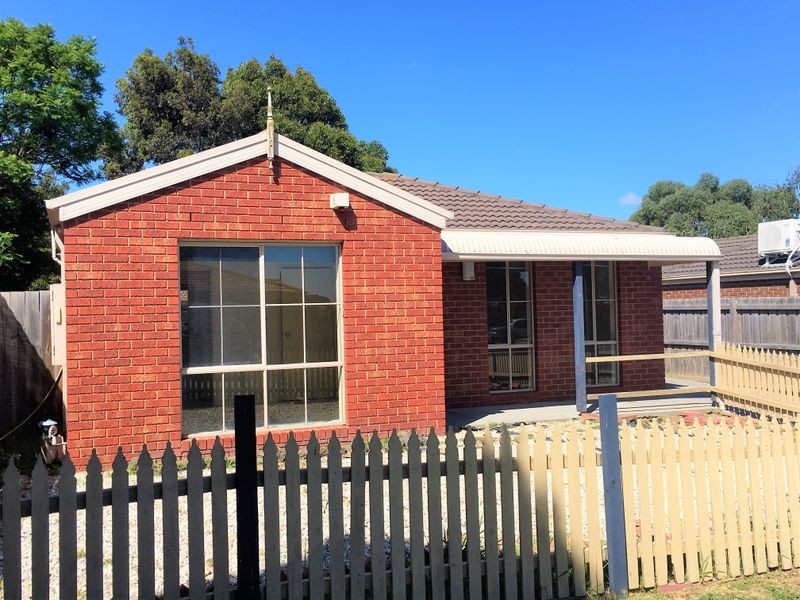 18 The Ridge, Hampton Park VIC 3976