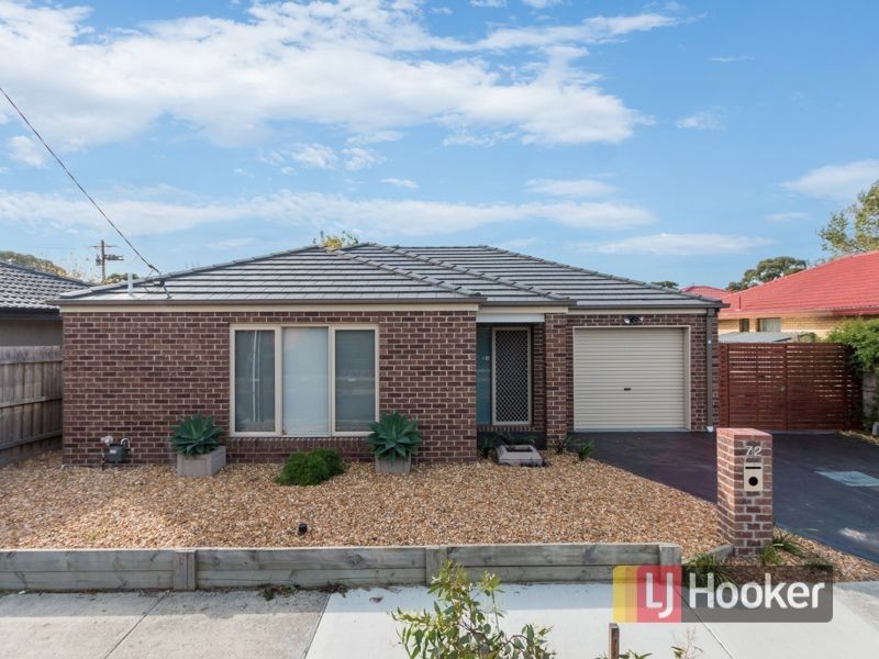 72 Greenvalley Crescent, Hampton Park VIC 3976