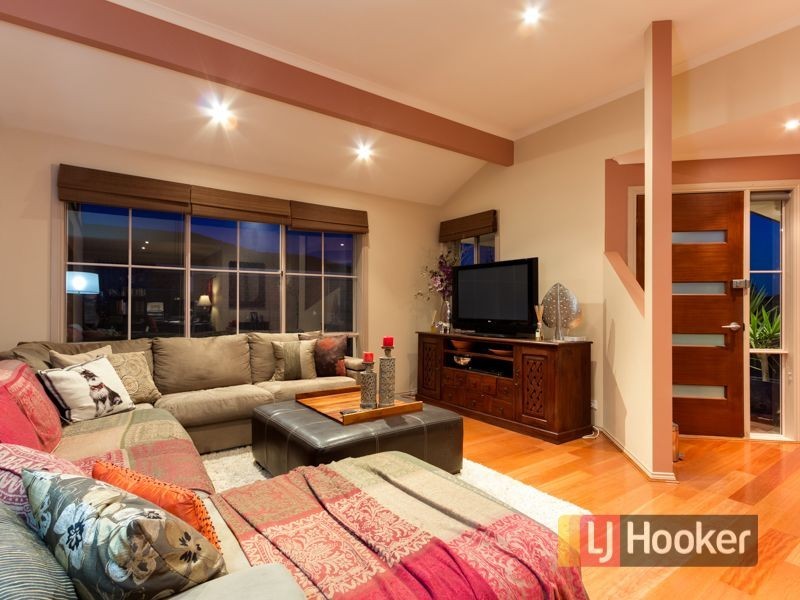 15 Stratus Court, Hampton Park VIC 3976