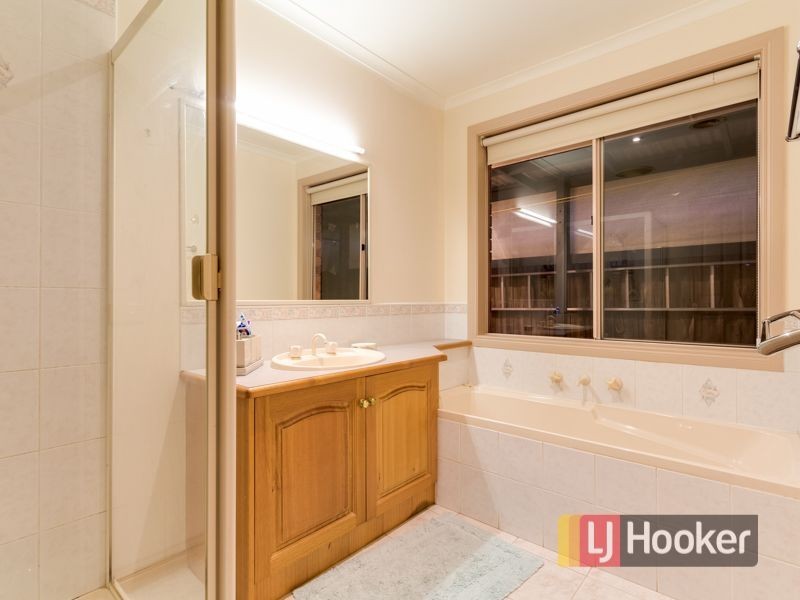 15 Stratus Court, Hampton Park VIC 3976