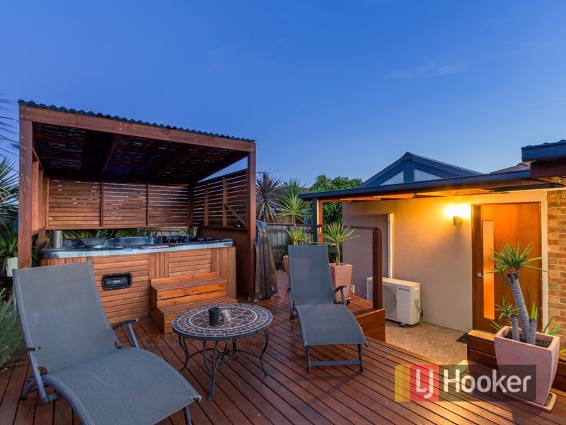 15 Stratus Court, Hampton Park VIC 3976