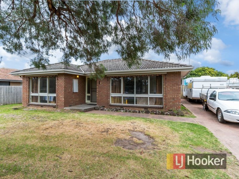 16 Robjant Street, Hampton Park VIC 3976