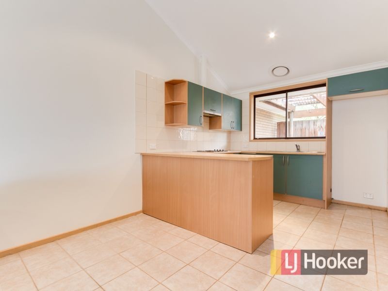 Unit 25/20 Somerville Road, Hampton Park VIC 3976