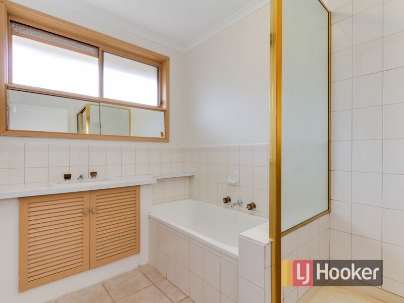Unit 25/20 Somerville Road, Hampton Park VIC 3976
