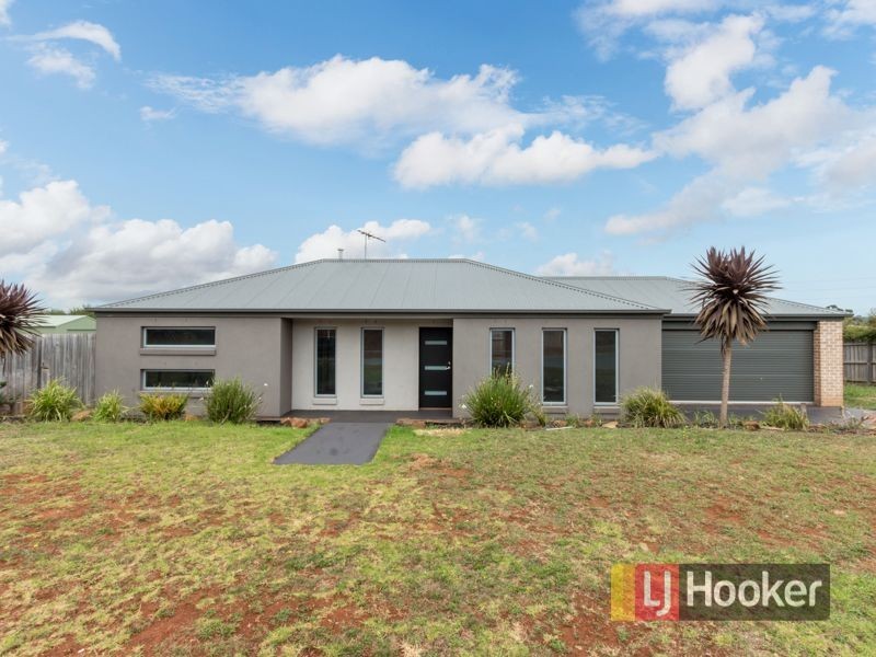 5. Emma Close, Drouin VIC 3818