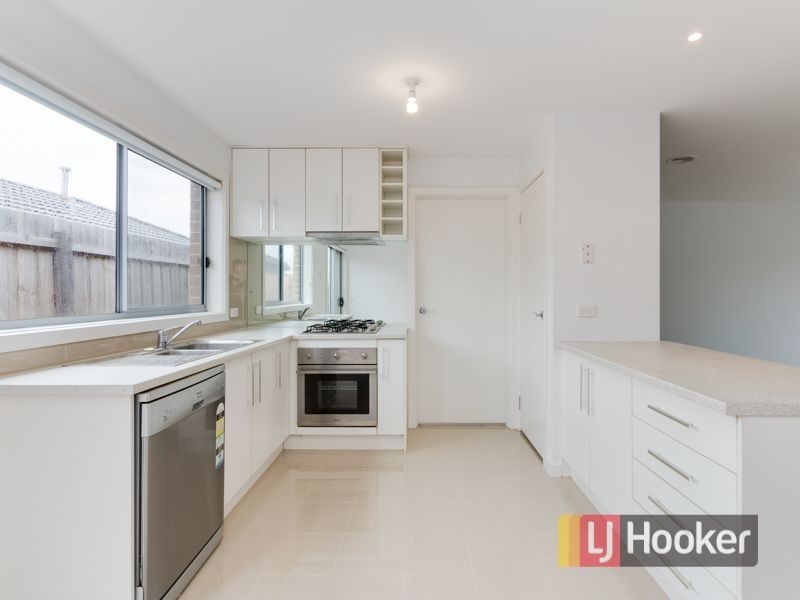 5. Emma Close, Drouin VIC 3818