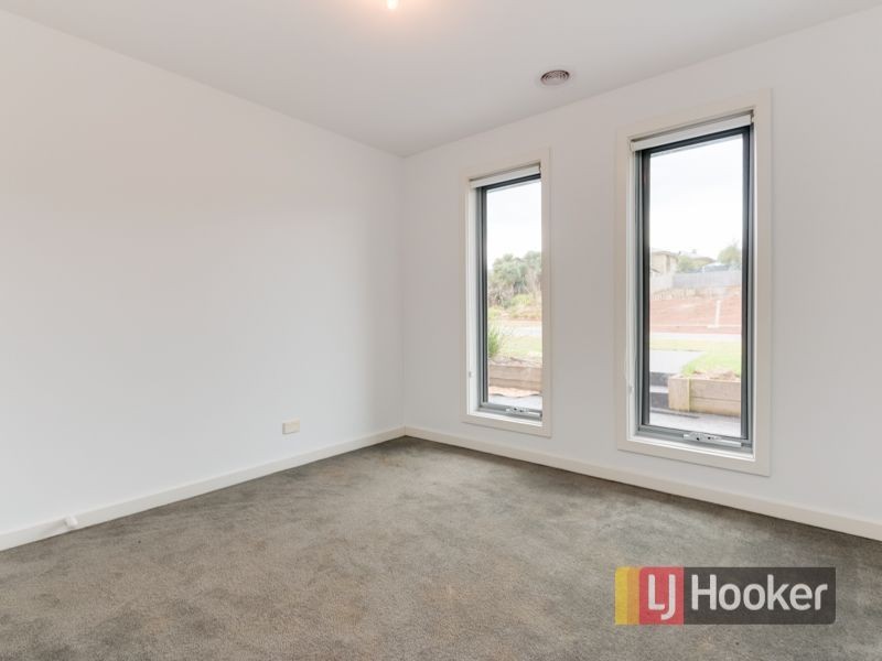 5. Emma Close, Drouin VIC 3818