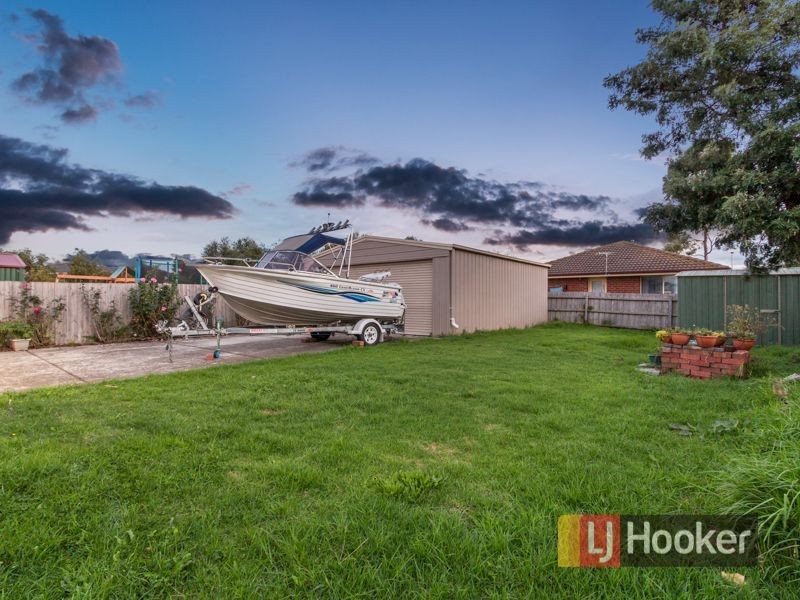 81 Raisell Road, Cranbourne West VIC 3977