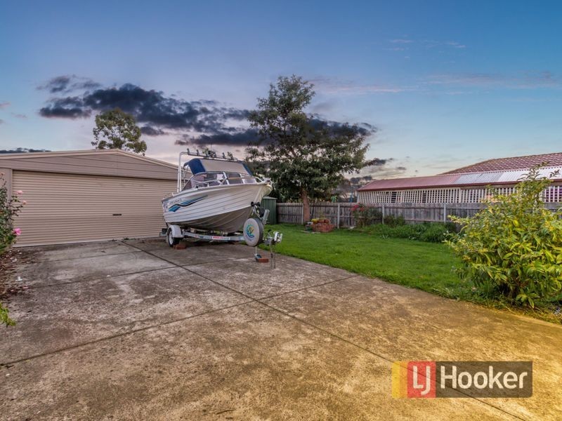 81 Raisell Road, Cranbourne West VIC 3977