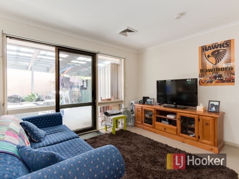 4 Hedley Place, Hampton Park VIC 3976