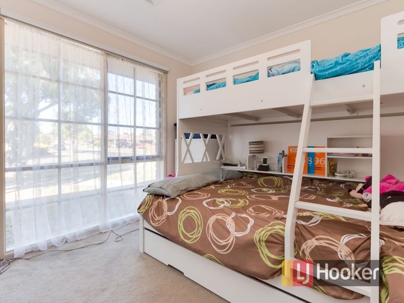 4 Hedley Place, Hampton Park VIC 3976