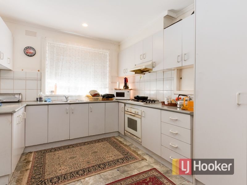 16 Charles Street, Dandenong VIC 3175