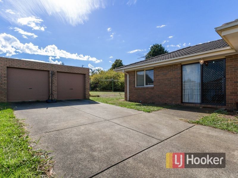 9 Harvey Court, Hampton Park VIC 3976