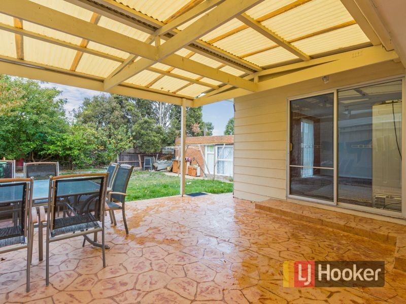 6 Barnsbury Close, Hampton Park VIC 3976